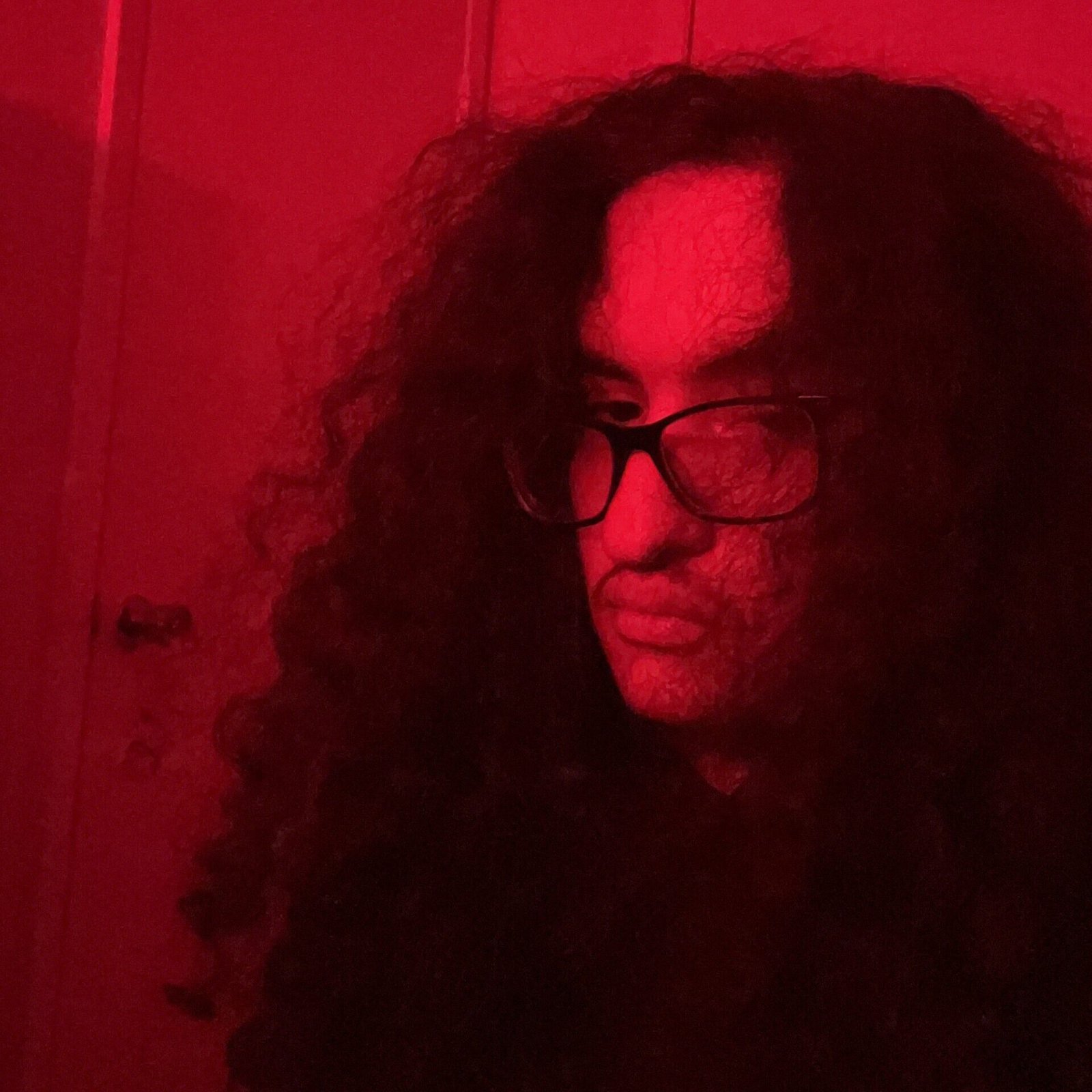 red des blurry scaled e1746126487790